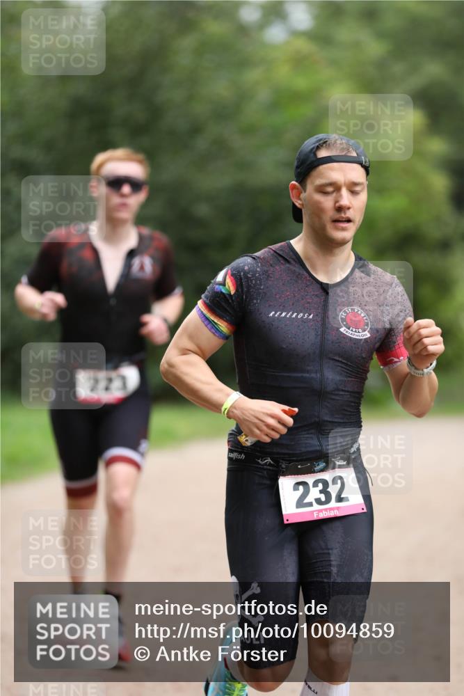 30.08.2026 - Elbe Triathlon Hamburg Antke Förster http://msf.ph/oto/10094859 30.08.2026 09:33:00 Laufen 223, 191, 232 meine-sportfotos.de