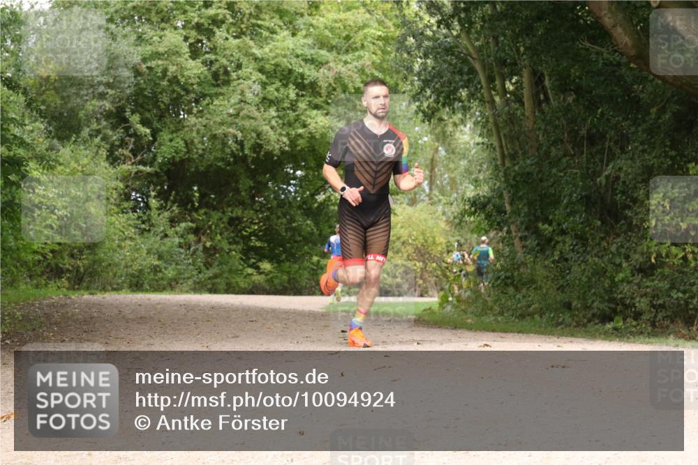 30.08.2026 - Elbe Triathlon Hamburg Antke Förster http://msf.ph/oto/10094924 30.08.2026 09:52:40 Laufen  meine-sportfotos.de