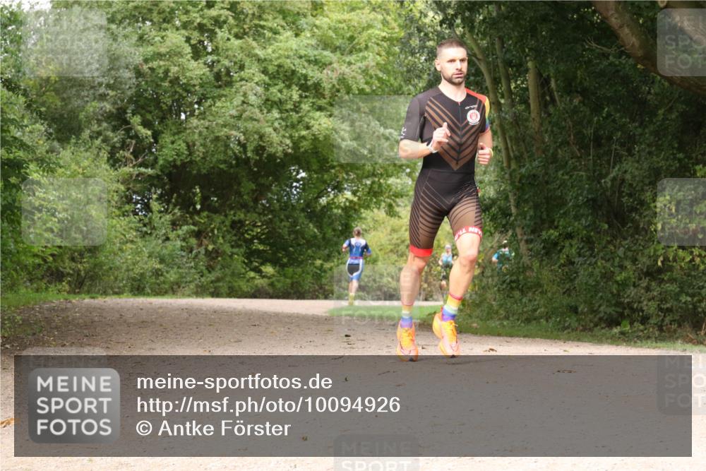 30.08.2026 - Elbe Triathlon Hamburg Antke Förster http://msf.ph/oto/10094926 30.08.2026 09:52:41 Laufen  meine-sportfotos.de