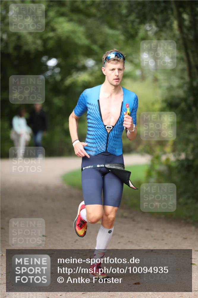 30.08.2026 - Elbe Triathlon Hamburg Antke Förster http://msf.ph/oto/10094935 30.08.2026 09:38:08 Laufen  meine-sportfotos.de