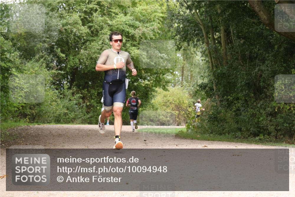 30.08.2026 - Elbe Triathlon Hamburg Antke Förster http://msf.ph/oto/10094948 30.08.2026 09:53:06 Laufen  meine-sportfotos.de