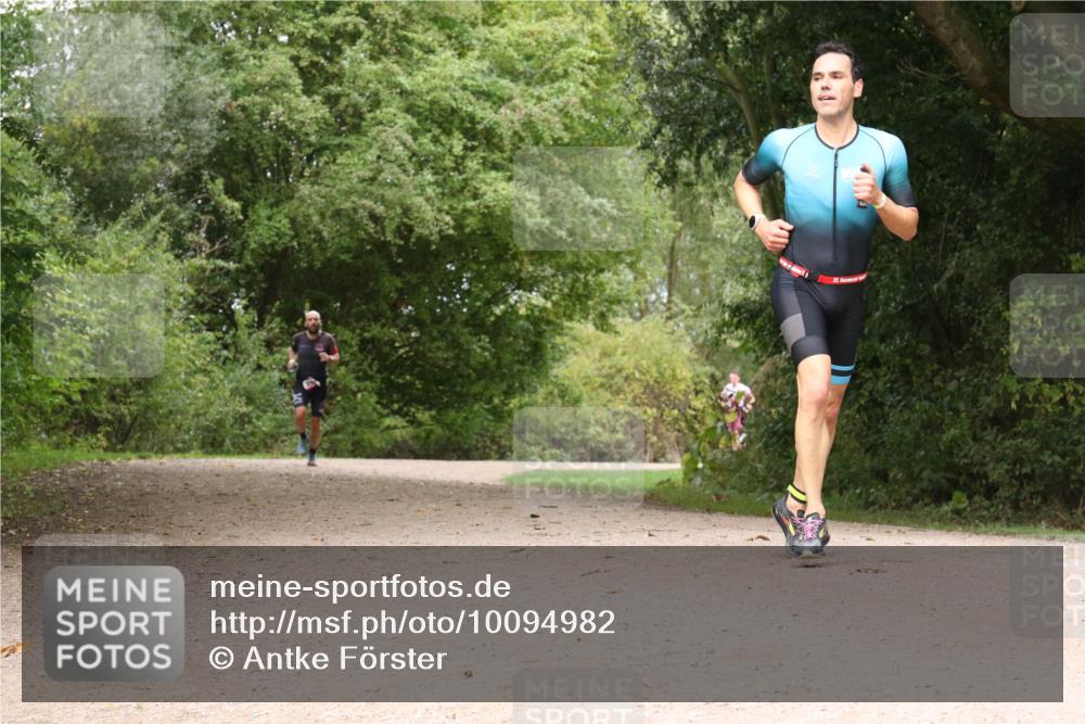 30.08.2026 - Elbe Triathlon Hamburg Antke Förster http://msf.ph/oto/10094982 30.08.2026 09:54:44 Laufen  meine-sportfotos.de