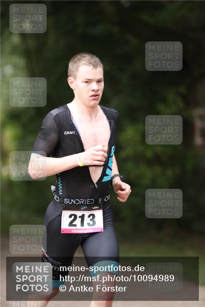 30.08.2026 - Elbe Triathlon Hamburg Antke Förster http://msf.ph/oto/10094989 30.08.2026 09:41:20 Laufen 213 meine-sportfotos.de