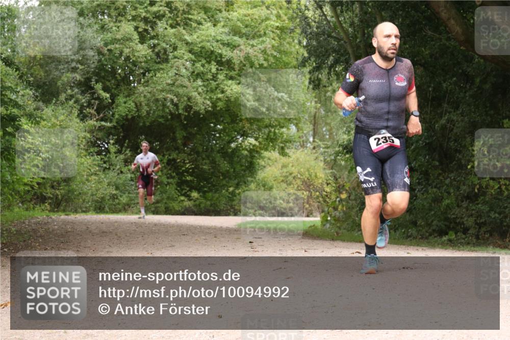 30.08.2026 - Elbe Triathlon Hamburg Antke Förster http://msf.ph/oto/10094992 30.08.2026 09:54:51 Laufen 235 meine-sportfotos.de
