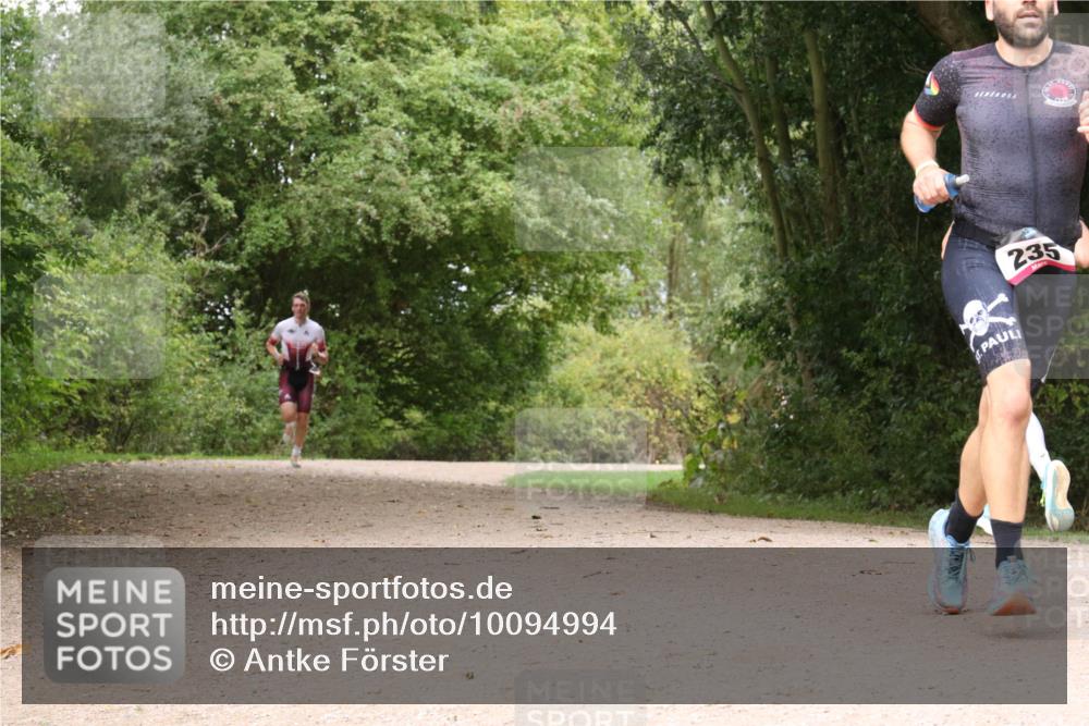 30.08.2026 - Elbe Triathlon Hamburg Antke Förster http://msf.ph/oto/10094994 30.08.2026 09:54:52 Laufen 235 meine-sportfotos.de