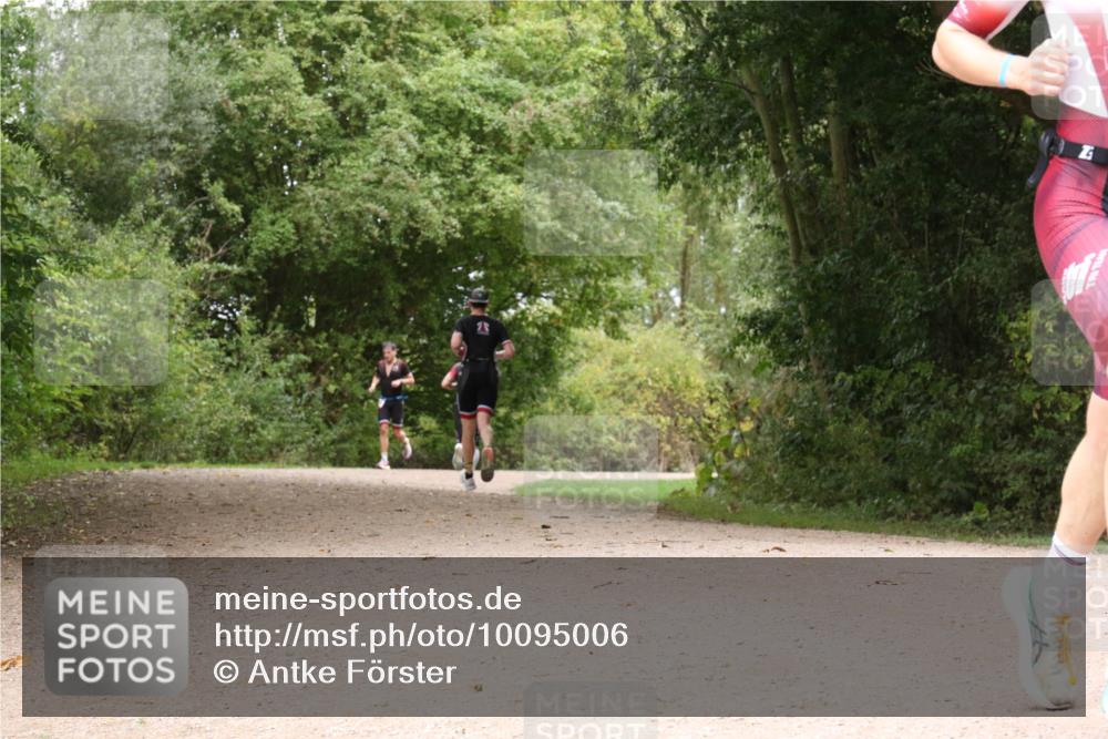 30.08.2026 - Elbe Triathlon Hamburg Antke Förster http://msf.ph/oto/10095006 30.08.2026 09:54:59 Laufen  meine-sportfotos.de