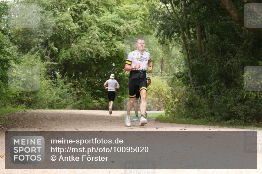 30.08.2026 - Elbe Triathlon Hamburg Antke Förster http://msf.ph/oto/10095020 30.08.2026 09:55:39 Laufen  meine-sportfotos.de
