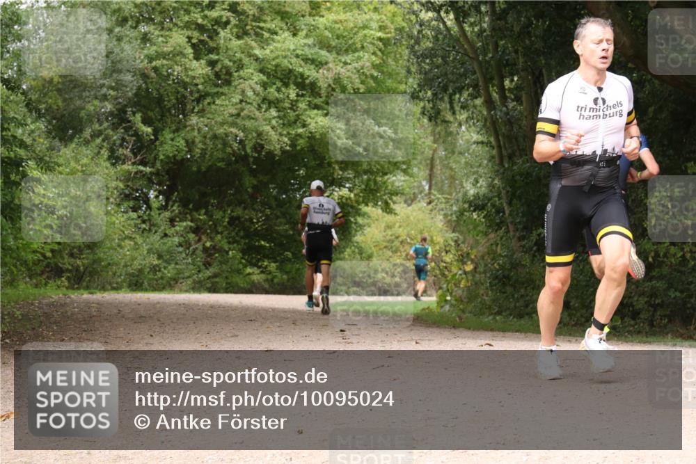 30.08.2026 - Elbe Triathlon Hamburg Antke Förster http://msf.ph/oto/10095024 30.08.2026 09:55:41 Laufen  meine-sportfotos.de