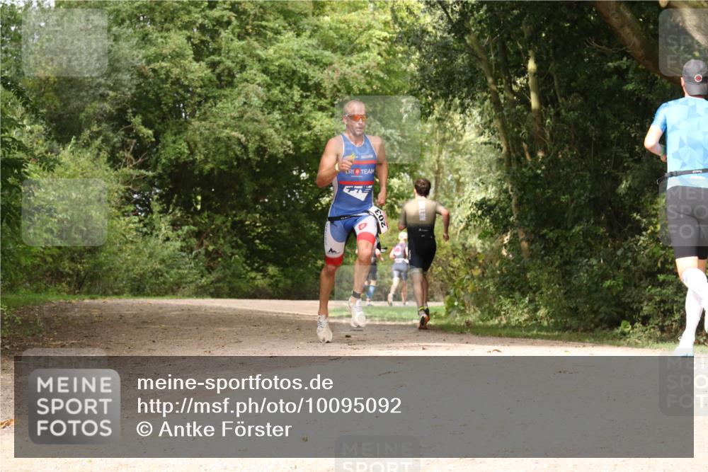 30.08.2026 - Elbe Triathlon Hamburg Antke Förster http://msf.ph/oto/10095092 30.08.2026 09:56:57 Laufen  meine-sportfotos.de