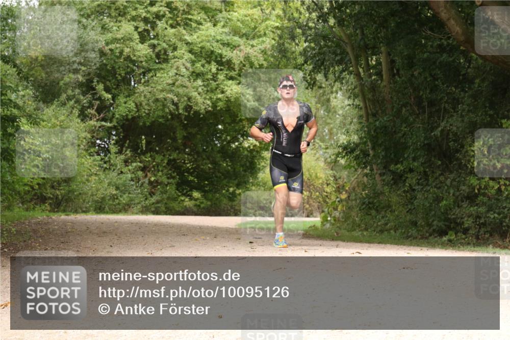 30.08.2026 - Elbe Triathlon Hamburg Antke Förster http://msf.ph/oto/10095126 30.08.2026 09:57:48 Laufen  meine-sportfotos.de