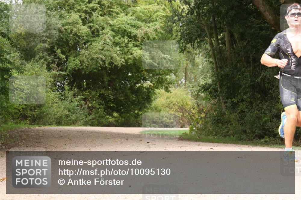 30.08.2026 - Elbe Triathlon Hamburg Antke Förster http://msf.ph/oto/10095130 30.08.2026 09:57:49 Laufen  meine-sportfotos.de