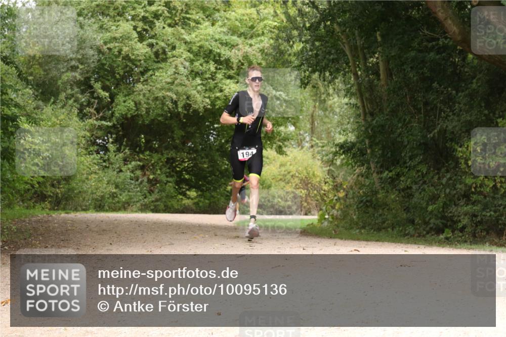 30.08.2026 - Elbe Triathlon Hamburg Antke Förster http://msf.ph/oto/10095136 30.08.2026 09:58:12 Laufen 194 meine-sportfotos.de