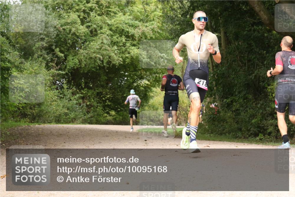 30.08.2026 - Elbe Triathlon Hamburg Antke Förster http://msf.ph/oto/10095168 30.08.2026 09:59:02 Laufen 218, 191 meine-sportfotos.de