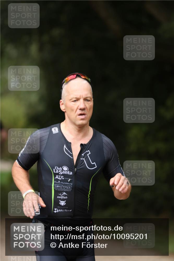30.08.2026 - Elbe Triathlon Hamburg Antke Förster http://msf.ph/oto/10095201 30.08.2026 09:51:59 Laufen 91 meine-sportfotos.de