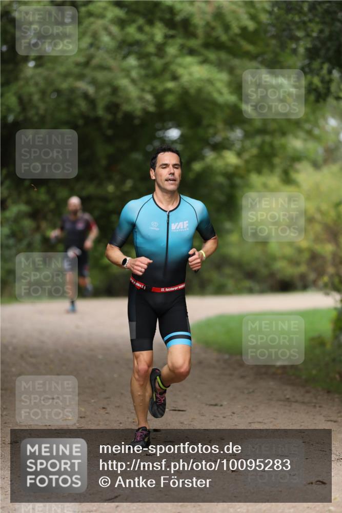 30.08.2026 - Elbe Triathlon Hamburg Antke Förster http://msf.ph/oto/10095283 30.08.2026 09:54:43 Laufen 2, 22 meine-sportfotos.de