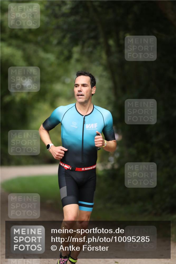 30.08.2026 - Elbe Triathlon Hamburg Antke Förster http://msf.ph/oto/10095285 30.08.2026 09:54:45 Laufen 2, 22 meine-sportfotos.de
