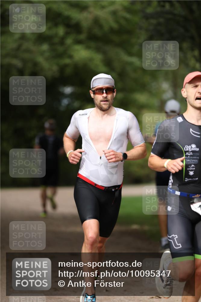 30.08.2026 - Elbe Triathlon Hamburg Antke Förster http://msf.ph/oto/10095347 30.08.2026 09:55:55 Laufen  meine-sportfotos.de