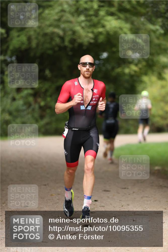 30.08.2026 - Elbe Triathlon Hamburg Antke Förster http://msf.ph/oto/10095355 30.08.2026 09:56:08 Laufen  meine-sportfotos.de