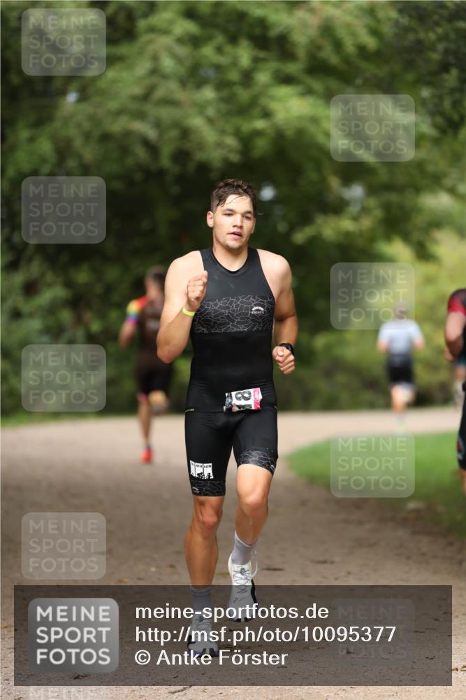 30.08.2026 - Elbe Triathlon Hamburg Antke Förster http://msf.ph/oto/10095377 30.08.2026 09:56:39 Laufen 81 meine-sportfotos.de