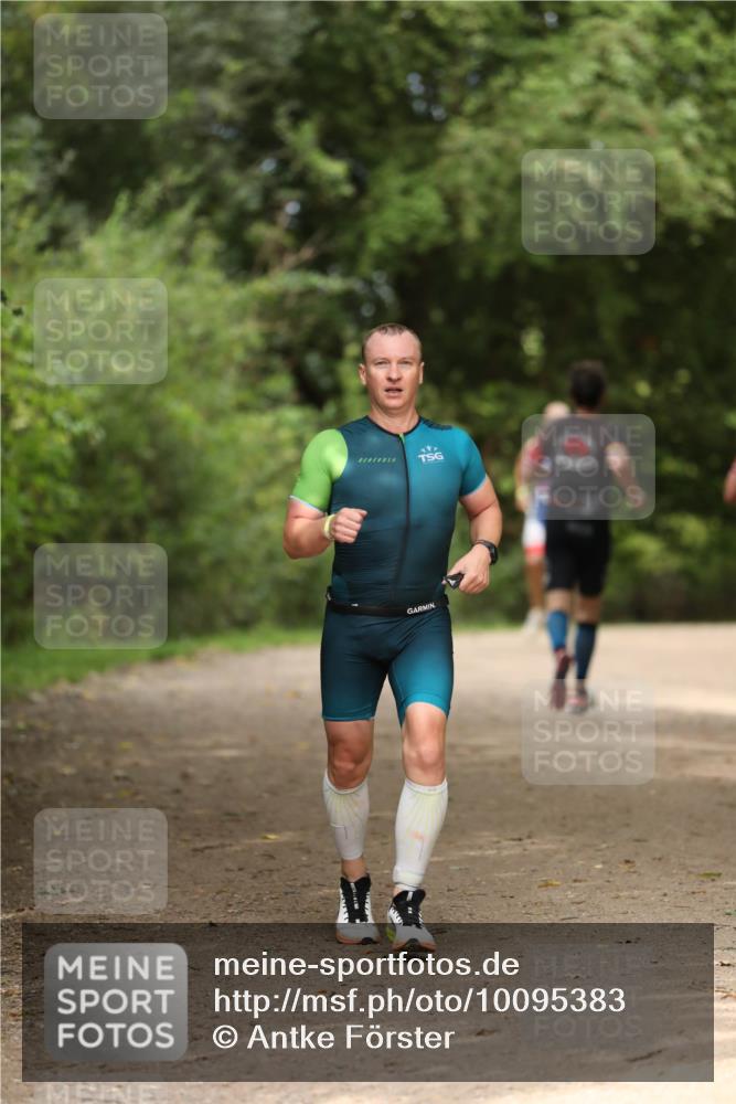 30.08.2026 - Elbe Triathlon Hamburg Antke Förster http://msf.ph/oto/10095383 30.08.2026 09:56:52 Laufen 20 meine-sportfotos.de