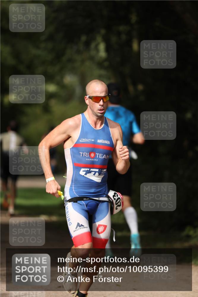 30.08.2026 - Elbe Triathlon Hamburg Antke Förster http://msf.ph/oto/10095399 30.08.2026 09:56:58 Laufen 203 meine-sportfotos.de