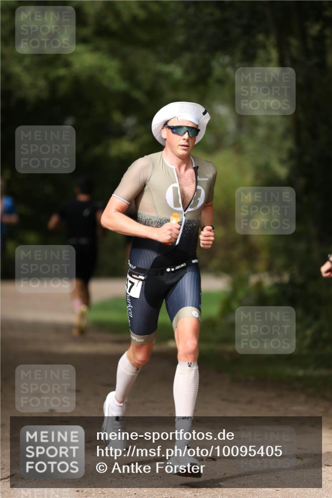 30.08.2026 - Elbe Triathlon Hamburg Antke Förster http://msf.ph/oto/10095405 30.08.2026 09:57:14 Laufen  meine-sportfotos.de