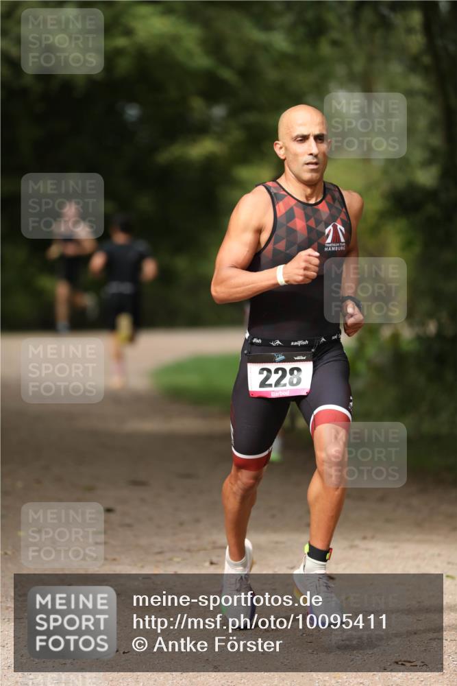 30.08.2026 - Elbe Triathlon Hamburg Antke Förster http://msf.ph/oto/10095411 30.08.2026 09:57:16 Laufen 228 meine-sportfotos.de