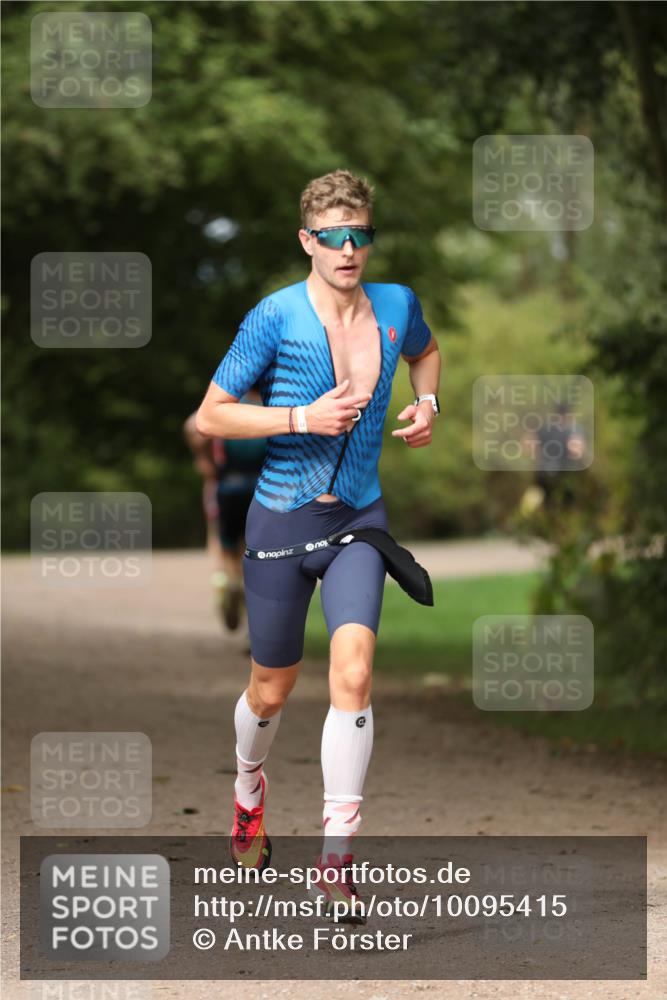 30.08.2026 - Elbe Triathlon Hamburg Antke Förster http://msf.ph/oto/10095415 30.08.2026 09:57:21 Laufen  meine-sportfotos.de