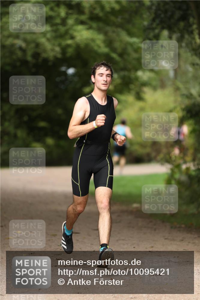 30.08.2026 - Elbe Triathlon Hamburg Antke Förster http://msf.ph/oto/10095421 30.08.2026 09:57:26 Laufen  meine-sportfotos.de
