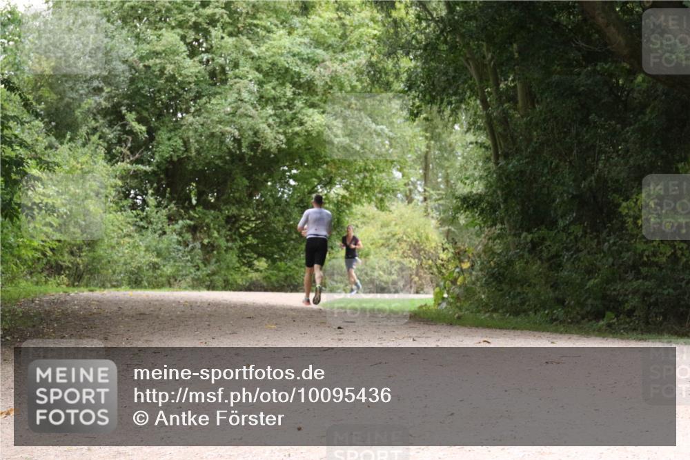 30.08.2026 - Elbe Triathlon Hamburg Antke Förster http://msf.ph/oto/10095436 30.08.2026 10:06:07 Laufen  meine-sportfotos.de