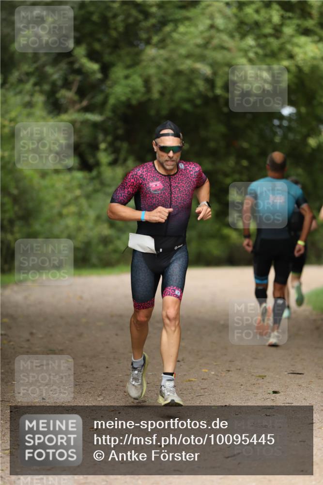 30.08.2026 - Elbe Triathlon Hamburg Antke Förster http://msf.ph/oto/10095445 30.08.2026 09:58:22 Laufen  meine-sportfotos.de