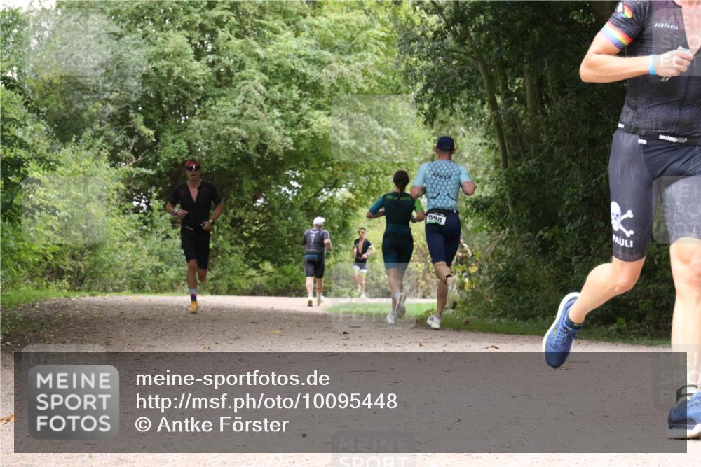 30.08.2026 - Elbe Triathlon Hamburg Antke Förster http://msf.ph/oto/10095448 30.08.2026 10:06:22 Laufen 598 meine-sportfotos.de