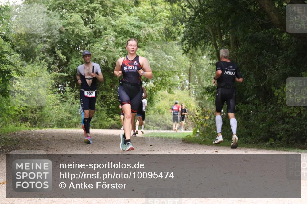 30.08.2026 - Elbe Triathlon Hamburg Antke Förster http://msf.ph/oto/10095474 30.08.2026 10:06:42 Laufen 197 meine-sportfotos.de