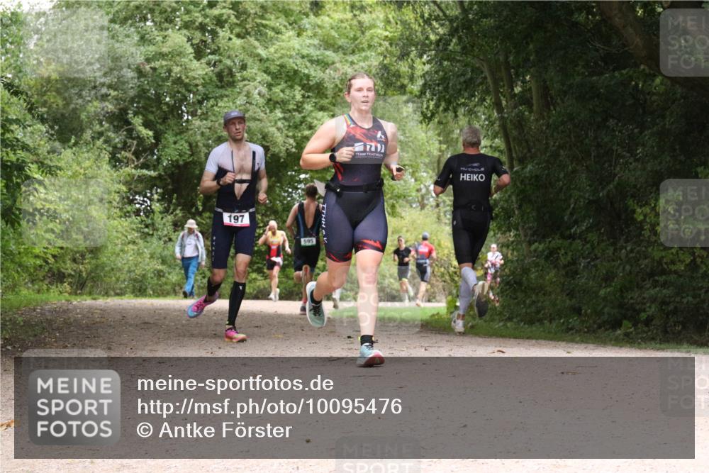 30.08.2026 - Elbe Triathlon Hamburg Antke Förster http://msf.ph/oto/10095476 30.08.2026 10:06:42 Laufen 197, 595 meine-sportfotos.de