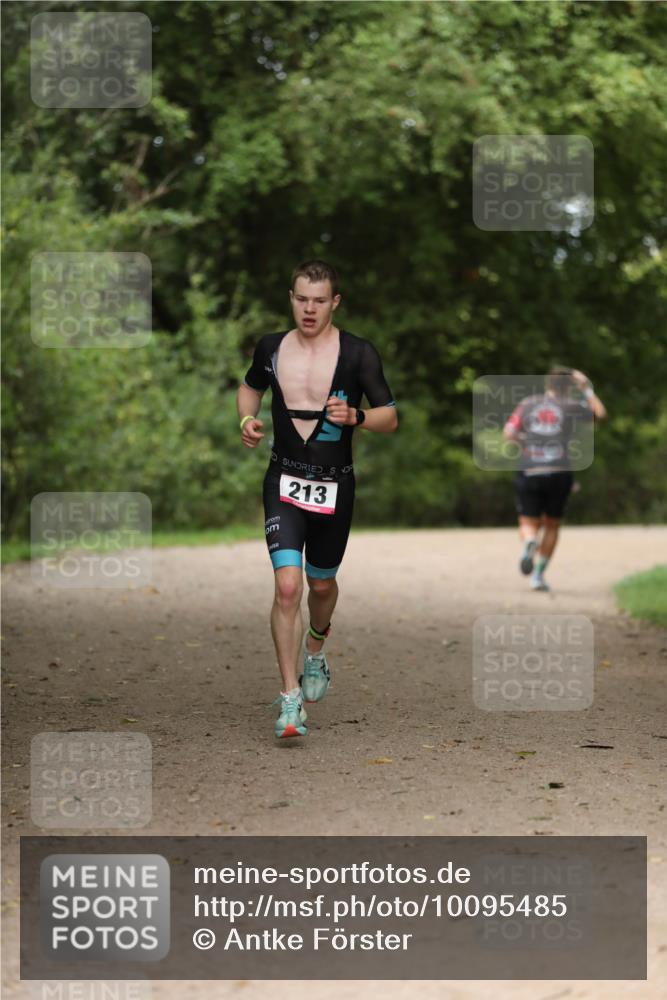 30.08.2026 - Elbe Triathlon Hamburg Antke Förster http://msf.ph/oto/10095485 30.08.2026 10:00:14 Laufen 30, 213 meine-sportfotos.de