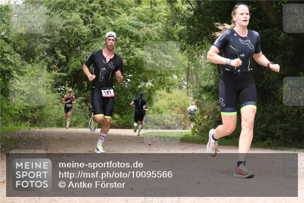 30.08.2026 - Elbe Triathlon Hamburg Antke Förster http://msf.ph/oto/10095566 30.08.2026 10:08:06 Laufen 341, 181 meine-sportfotos.de