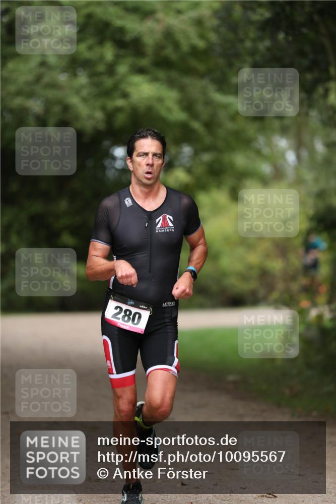 30.08.2026 - Elbe Triathlon Hamburg Antke Förster http://msf.ph/oto/10095567 30.08.2026 10:02:12 Laufen 280 meine-sportfotos.de