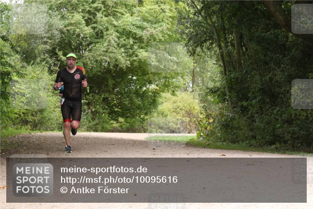 30.08.2026 - Elbe Triathlon Hamburg Antke Förster http://msf.ph/oto/10095616 30.08.2026 10:08:45 Laufen  meine-sportfotos.de