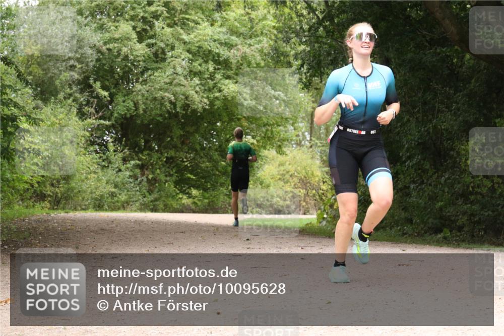 30.08.2026 - Elbe Triathlon Hamburg Antke Förster http://msf.ph/oto/10095628 30.08.2026 10:08:50 Laufen  meine-sportfotos.de