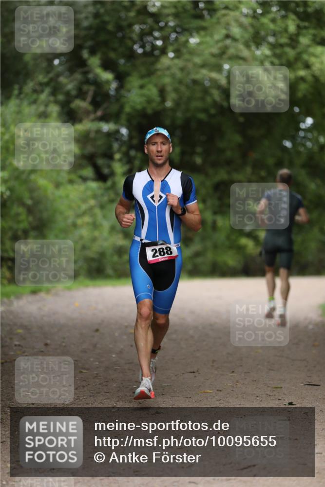30.08.2026 - Elbe Triathlon Hamburg Antke Förster http://msf.ph/oto/10095655 30.08.2026 10:04:40 Laufen 288 meine-sportfotos.de