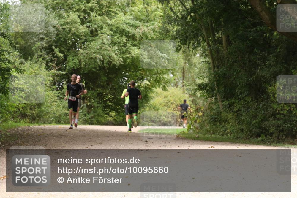 30.08.2026 - Elbe Triathlon Hamburg Antke Förster http://msf.ph/oto/10095660 30.08.2026 10:09:44 Laufen 192 meine-sportfotos.de