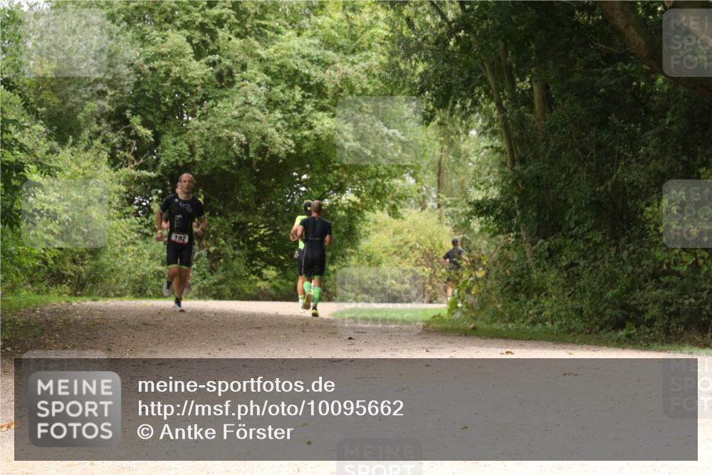 30.08.2026 - Elbe Triathlon Hamburg Antke Förster http://msf.ph/oto/10095662 30.08.2026 10:09:44 Laufen 192 meine-sportfotos.de