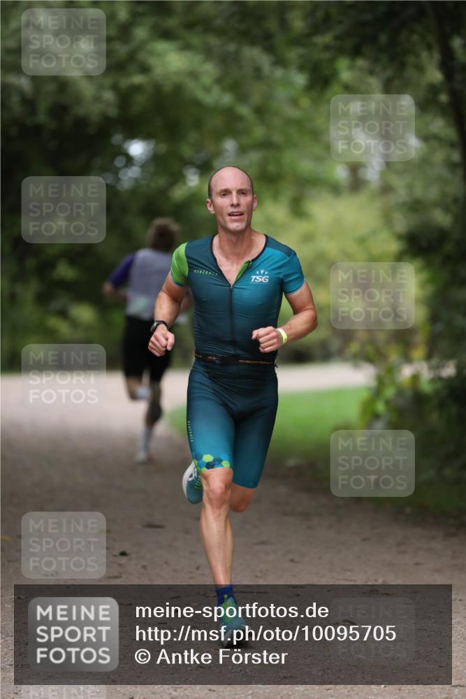 30.08.2026 - Elbe Triathlon Hamburg Antke Förster http://msf.ph/oto/10095705 30.08.2026 10:05:37 Laufen  meine-sportfotos.de