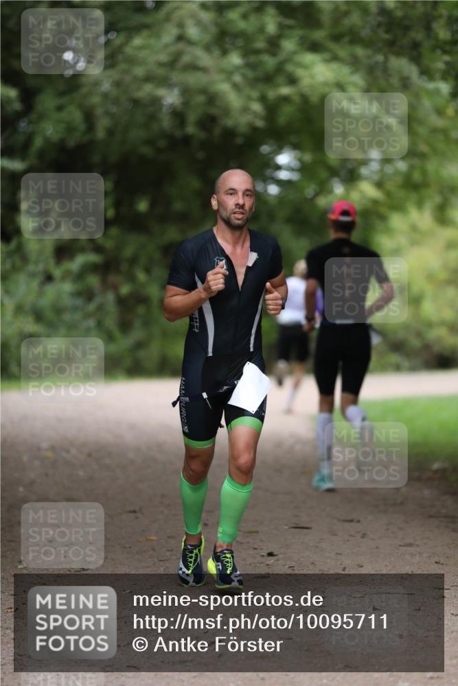 30.08.2026 - Elbe Triathlon Hamburg Antke Förster http://msf.ph/oto/10095711 30.08.2026 10:05:41 Laufen  meine-sportfotos.de