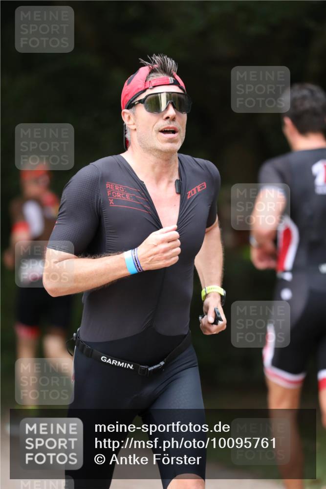 30.08.2026 - Elbe Triathlon Hamburg Antke Förster http://msf.ph/oto/10095761 30.08.2026 10:06:27 Laufen 3 meine-sportfotos.de