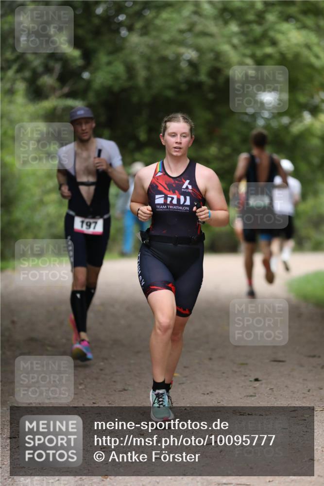 30.08.2026 - Elbe Triathlon Hamburg Antke Förster http://msf.ph/oto/10095777 30.08.2026 10:06:43 Laufen 197 meine-sportfotos.de