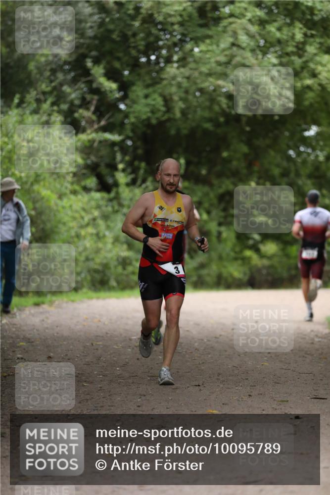 30.08.2026 - Elbe Triathlon Hamburg Antke Förster http://msf.ph/oto/10095789 30.08.2026 10:06:51 Laufen 3 meine-sportfotos.de