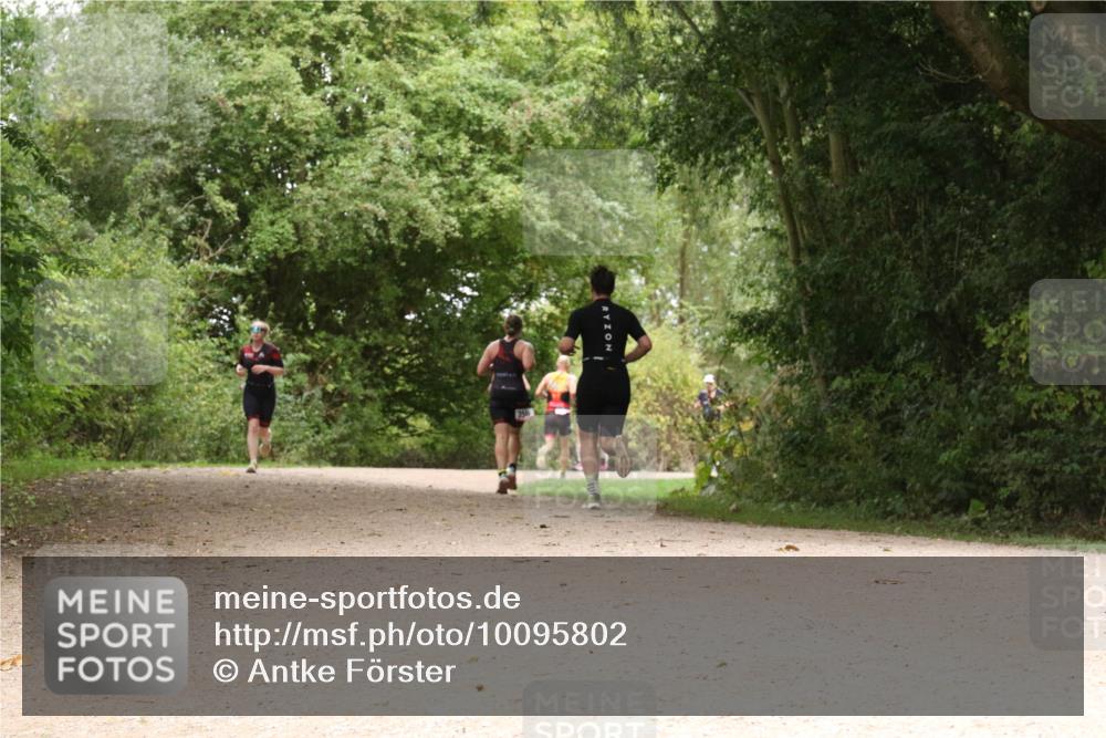 30.08.2026 - Elbe Triathlon Hamburg Antke Förster http://msf.ph/oto/10095802 30.08.2026 10:11:37 Laufen  meine-sportfotos.de