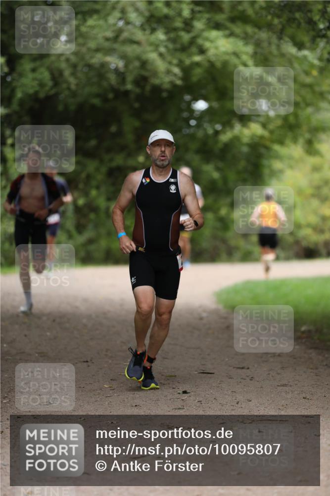 30.08.2026 - Elbe Triathlon Hamburg Antke Förster http://msf.ph/oto/10095807 30.08.2026 10:07:33 Laufen 3, 50 meine-sportfotos.de