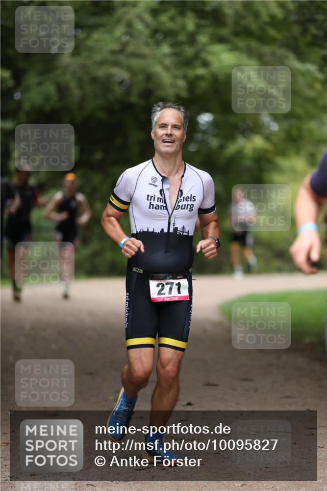 30.08.2026 - Elbe Triathlon Hamburg Antke Förster http://msf.ph/oto/10095827 30.08.2026 10:07:43 Laufen 271 meine-sportfotos.de